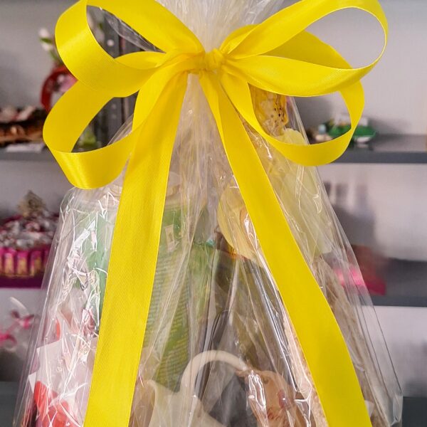 Cesta de regalo 16