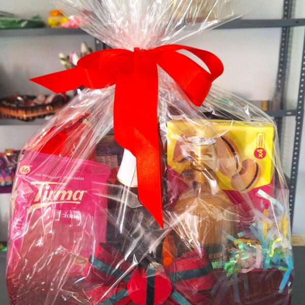 Cesta de regalo para familia grande