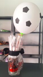Cesta de regalo pequeña para futbólista - Imagen 12